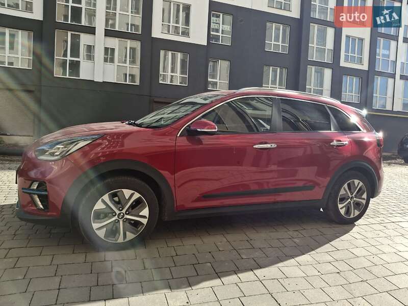 Внедорожник / Кроссовер Kia Niro 2020 в Ивано-Франковске фото 7 Внедорожник / Кроссовер Kia Niro 2020 в Ивано-Франковске
