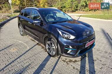 Позашляховик / Кросовер Kia Niro 2021 в  фото 32 Позашляховик / Кросовер Kia Niro 2021 в