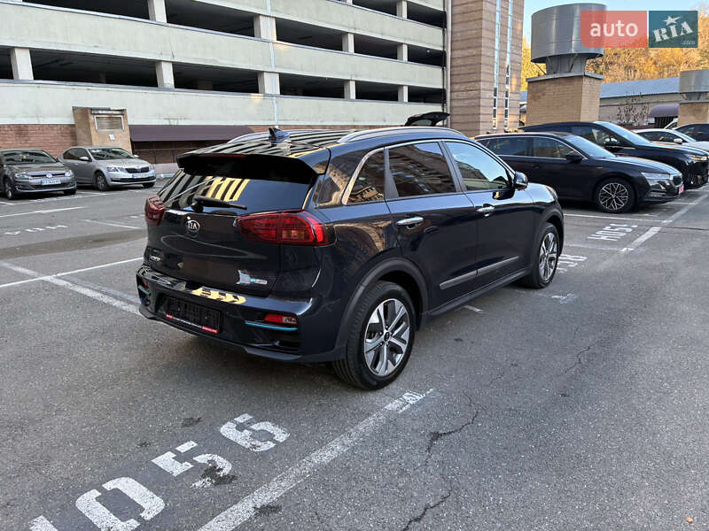 Внедорожник / Кроссовер Kia Niro 2020 в Киеве