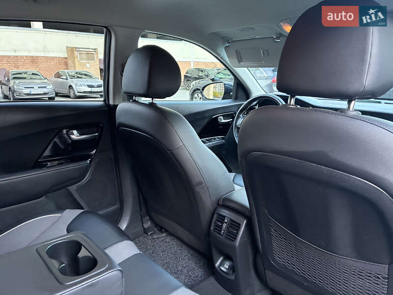 Внедорожник / Кроссовер Kia Niro 2020 в Киеве