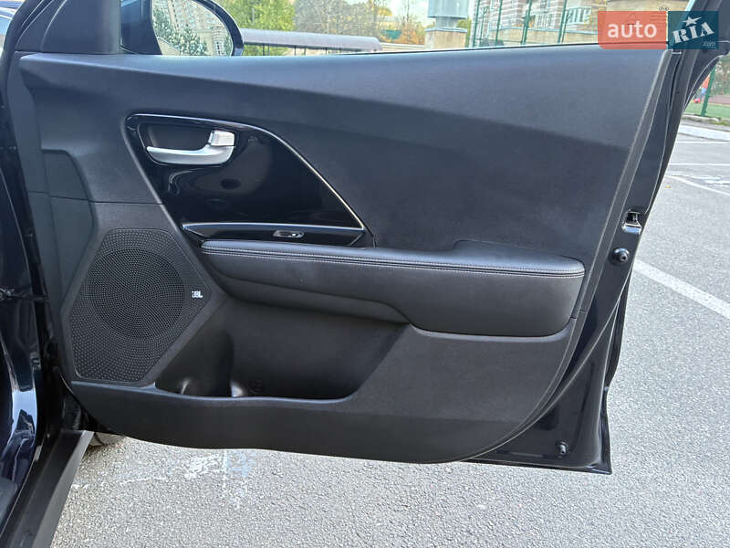 Внедорожник / Кроссовер Kia Niro 2020 в Киеве