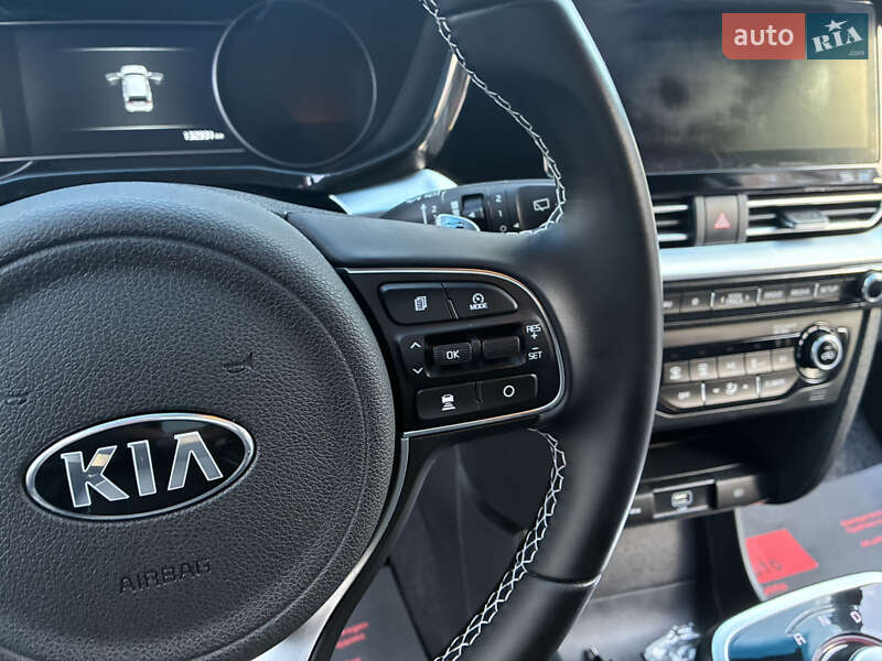 Внедорожник / Кроссовер Kia Niro 2020 в Киеве