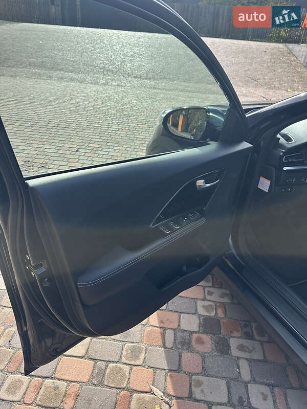 Позашляховик / Кросовер Kia Niro 2020 в Києві