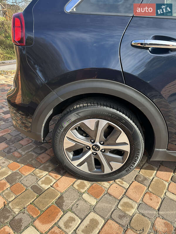 Позашляховик / Кросовер Kia Niro 2020 в Києві