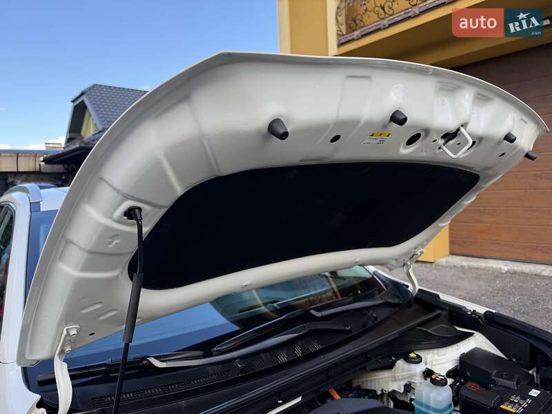 Внедорожник / Кроссовер Kia Niro 2022 в Львове