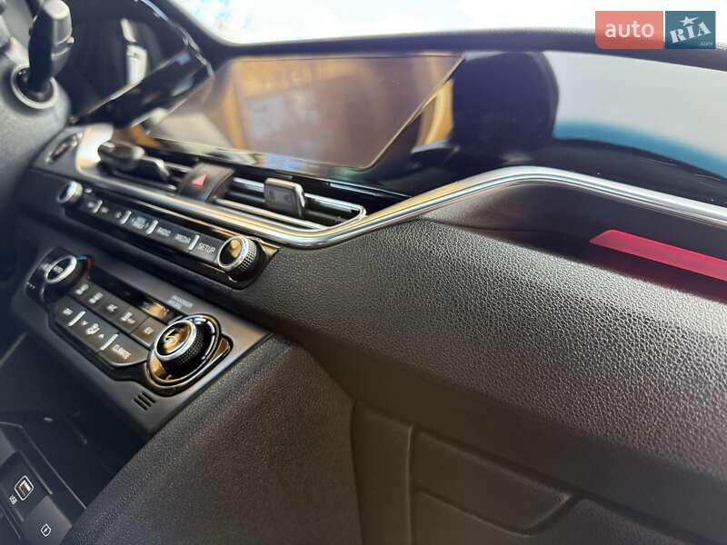 Внедорожник / Кроссовер Kia Niro 2022 в Львове