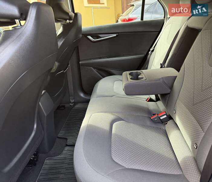 Позашляховик / Кросовер Kia Niro 2022 в Львові