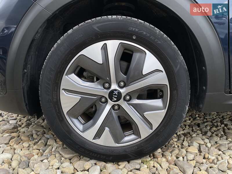 Внедорожник / Кроссовер Kia Niro 2020 в Львове