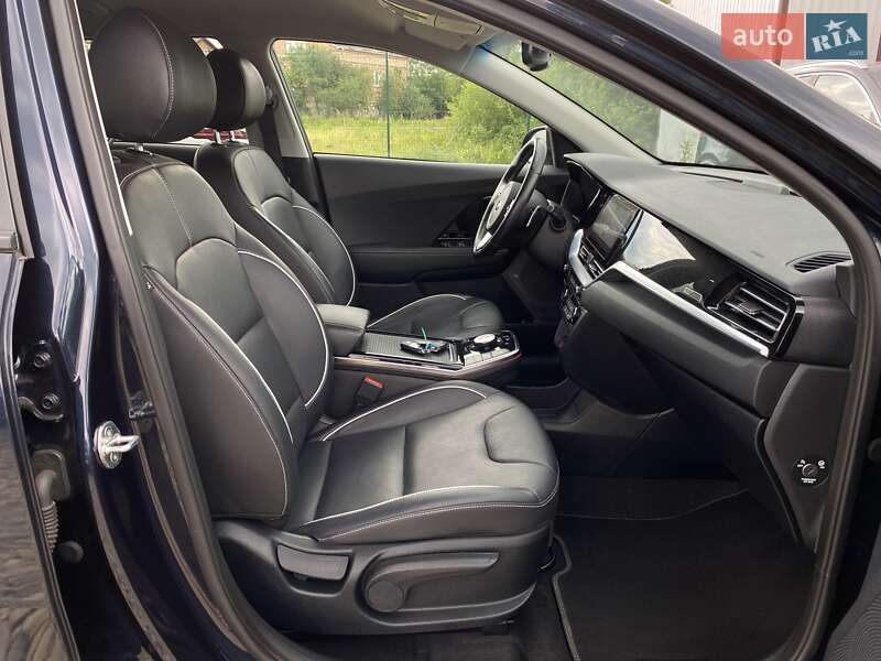 Внедорожник / Кроссовер Kia Niro 2020 в Львове