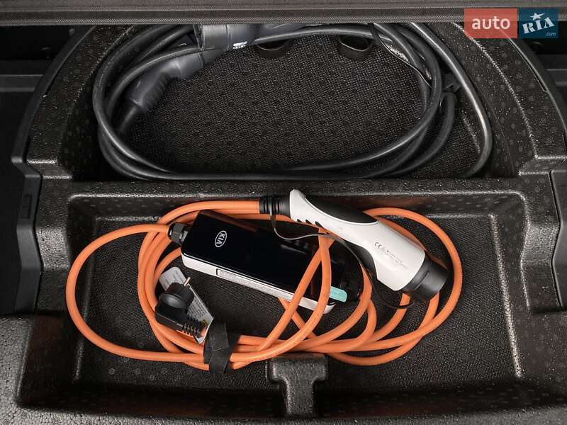 Внедорожник / Кроссовер Kia Niro 2020 в Львове