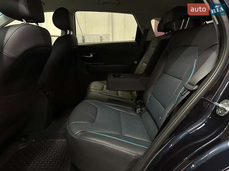Внедорожник / Кроссовер Kia Niro 2020 в Львове фото 66 Внедорожник / Кроссовер Kia Niro 2020 в Львове