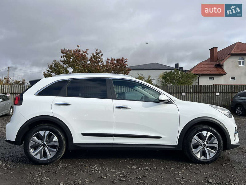Позашляховик / Кросовер Kia Niro 2021 в Луцьку фото 9 Позашляховик / Кросовер Kia Niro 2021 в Луцьку