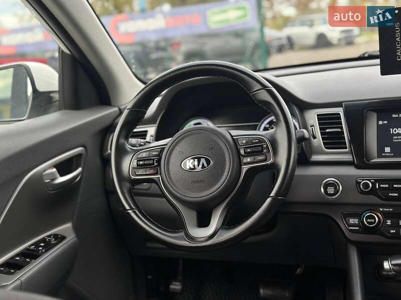 Позашляховик / Кросовер Kia Niro 2018 в Одесі
