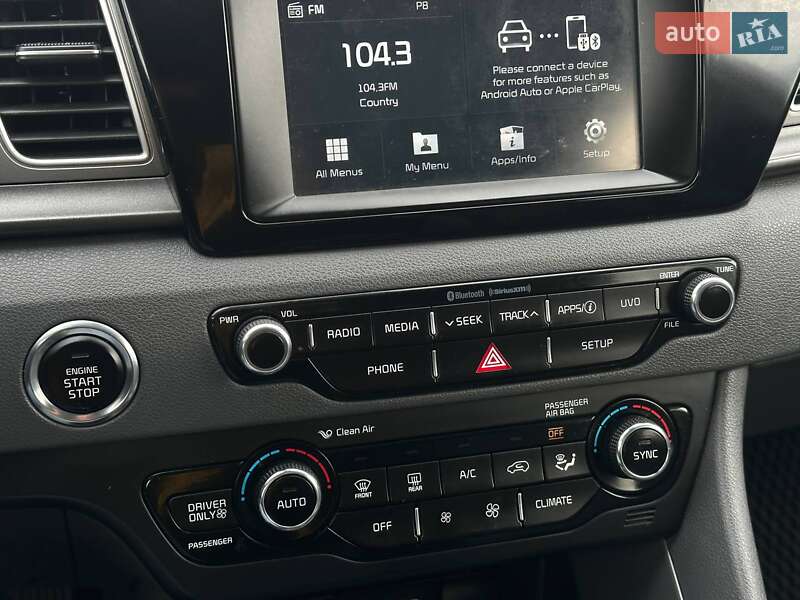 Позашляховик / Кросовер Kia Niro 2018 в Одесі