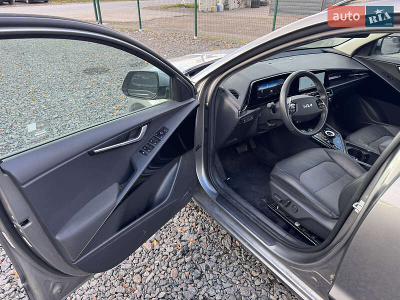 Внедорожник / Кроссовер Kia Niro 2023 в Львове фото 12 Внедорожник / Кроссовер Kia Niro 2023 в Львове