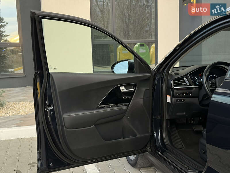 Внедорожник / Кроссовер Kia Niro 2021 в Киеве