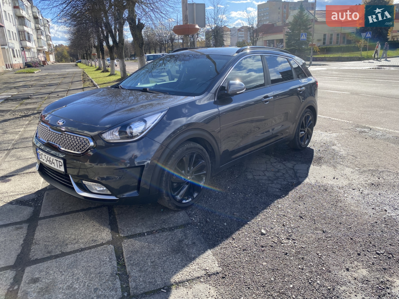2017 Kia Niro - мініатюра 11