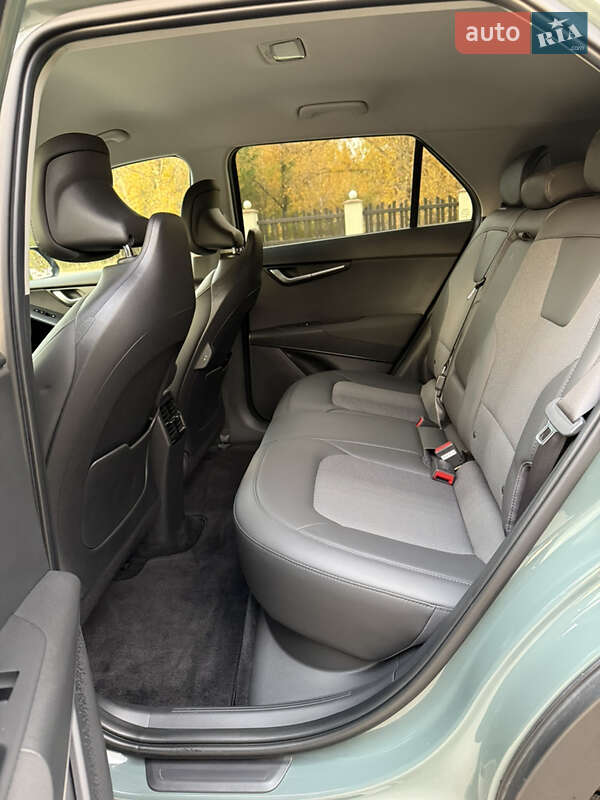 Внедорожник / Кроссовер Kia Niro 2023 в Киеве