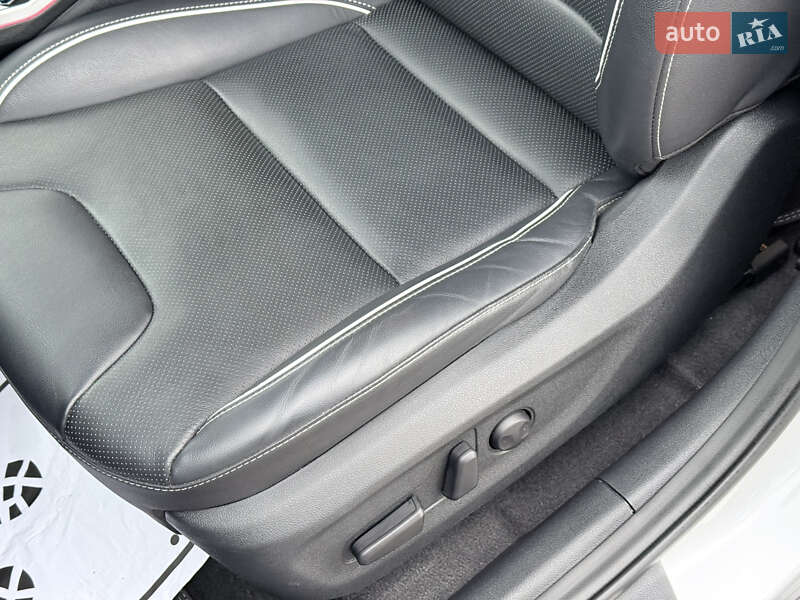 Внедорожник / Кроссовер Kia Niro 2020 в Луцке фото 14 Внедорожник / Кроссовер Kia Niro 2020 в Луцке