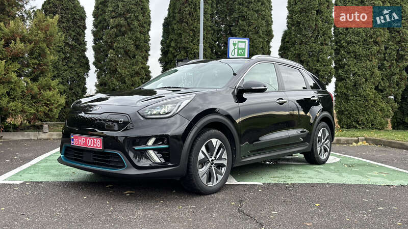 Внедорожник / Кроссовер Kia Niro 2020 в Млинове