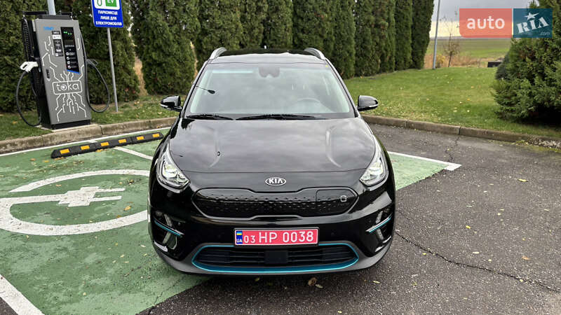 Внедорожник / Кроссовер Kia Niro 2020 в Млинове
