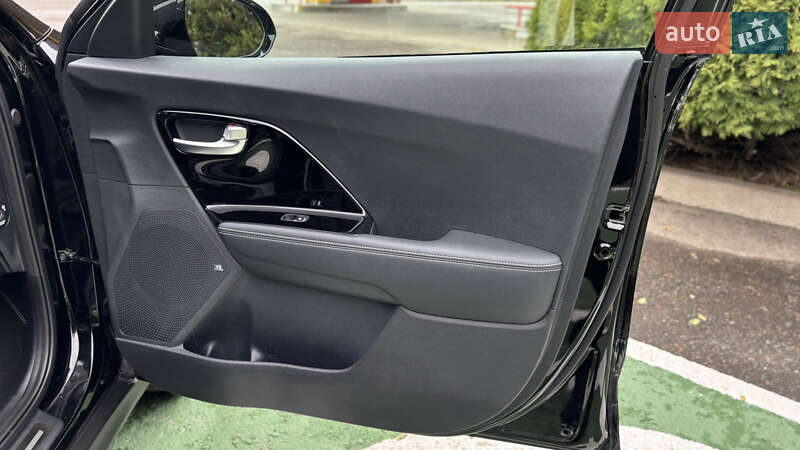 Внедорожник / Кроссовер Kia Niro 2020 в Млинове