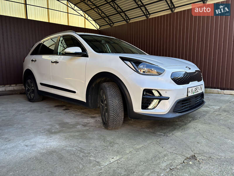 Позашляховик / Кросовер Kia Niro 2020 в Черкасах