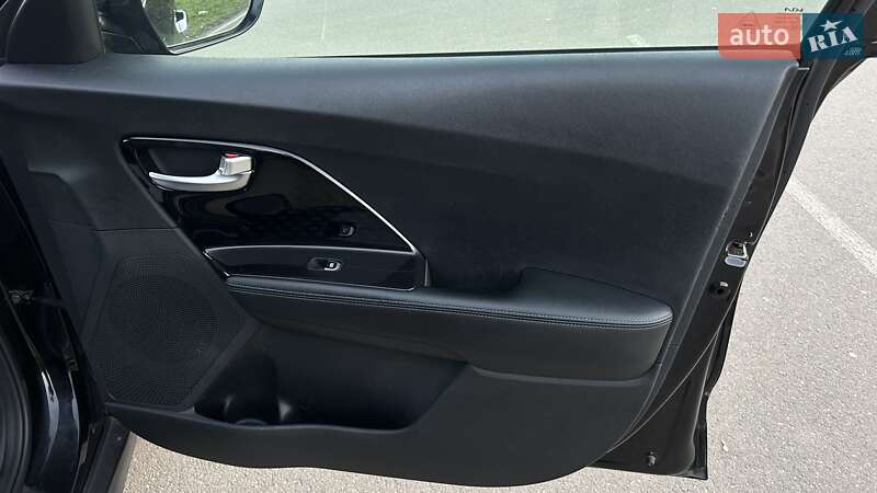 Внедорожник / Кроссовер Kia Niro 2021 в Ивано-Франковске