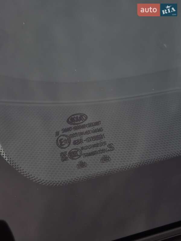 Внедорожник / Кроссовер Kia Niro 2020 в Луцке фото 13 Внедорожник / Кроссовер Kia Niro 2020 в Луцке