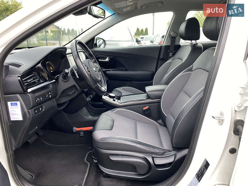 Внедорожник / Кроссовер Kia Niro 2020 в Львове