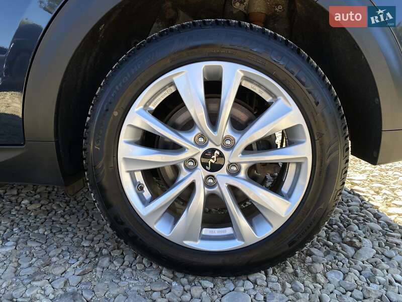 Внедорожник / Кроссовер Kia Niro 2021 в Львове