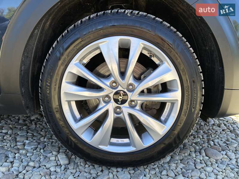 Внедорожник / Кроссовер Kia Niro 2021 в Львове