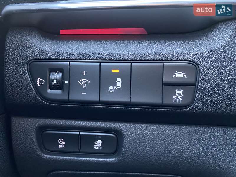 Внедорожник / Кроссовер Kia Niro 2021 в Львове фото 8 Внедорожник / Кроссовер Kia Niro 2021 в Львове