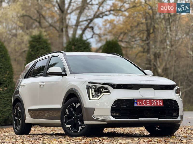 Внедорожник / Кроссовер Kia Niro 2023 в Дрогобыче