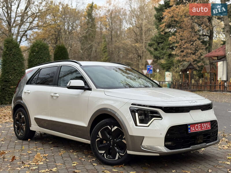 Внедорожник / Кроссовер Kia Niro 2023 в Дрогобыче