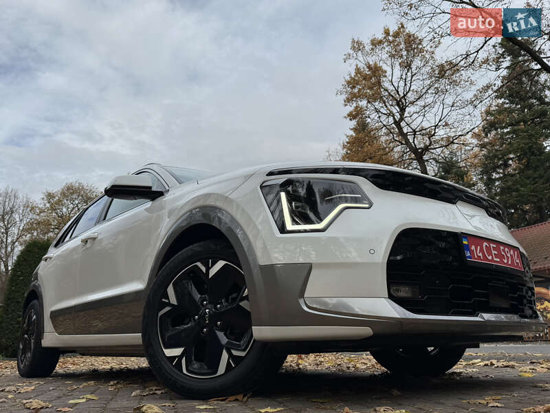 Внедорожник / Кроссовер Kia Niro 2023 в Дрогобыче