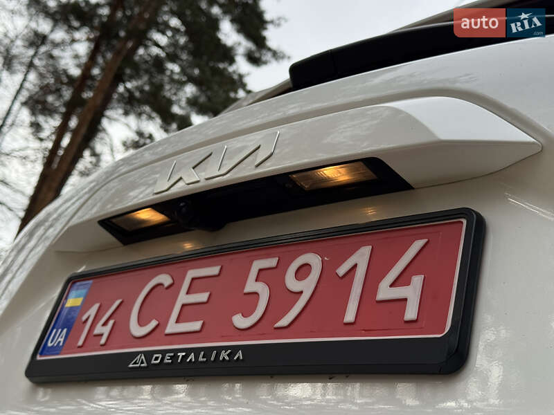 Внедорожник / Кроссовер Kia Niro 2023 в Дрогобыче