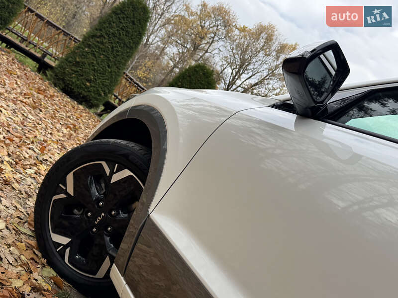 Внедорожник / Кроссовер Kia Niro 2023 в Дрогобыче