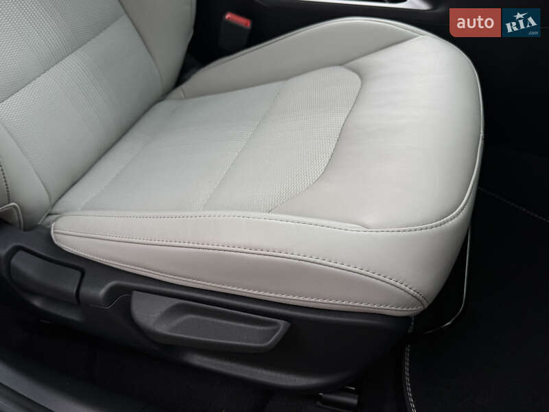 Внедорожник / Кроссовер Kia Niro 2023 в Дрогобыче