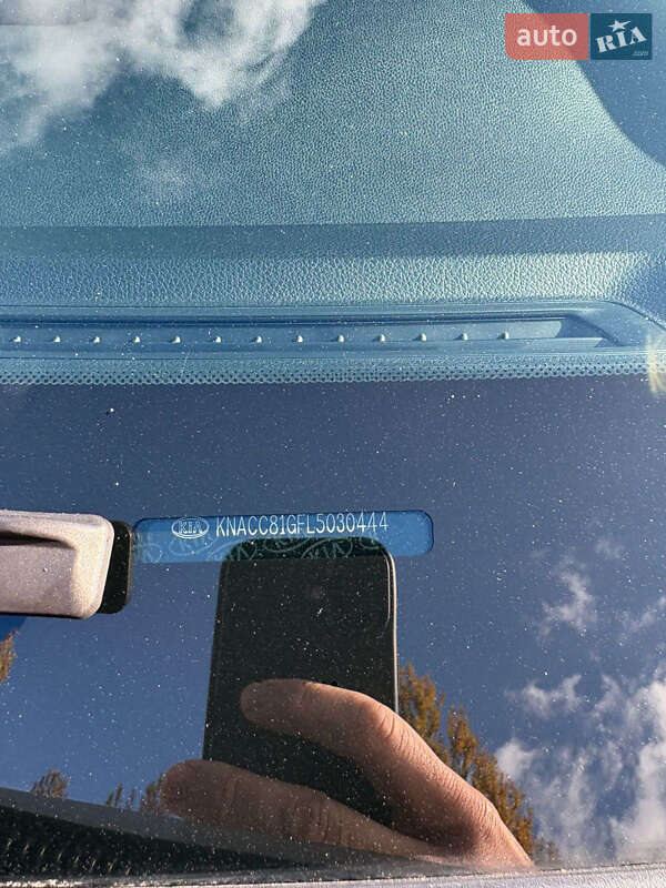 Позашляховик / Кросовер Kia Niro 2020 в Києві фото 12 Позашляховик / Кросовер Kia Niro 2020 в Києві