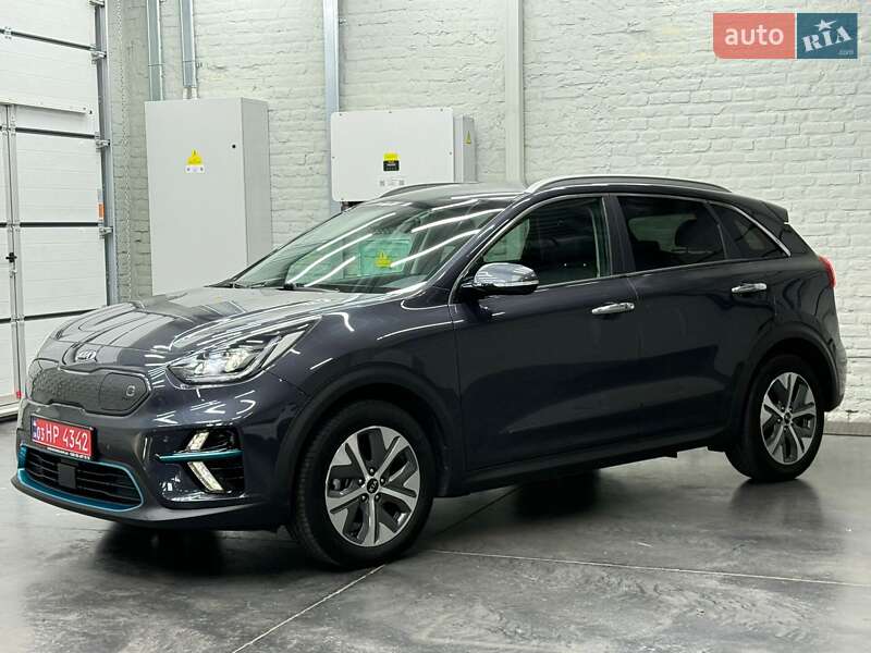 Внедорожник / Кроссовер Kia Niro 2019 в Луцке фото 3 Внедорожник / Кроссовер Kia Niro 2019 в Луцке
