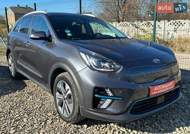 Внедорожник / Кроссовер Kia Niro 2020 в Львове фото 27 Внедорожник / Кроссовер Kia Niro 2020 в Львове