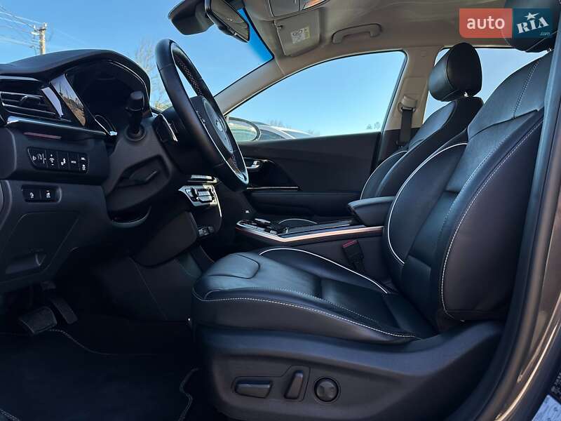 Внедорожник / Кроссовер Kia Niro 2020 в Львове фото 35 Внедорожник / Кроссовер Kia Niro 2020 в Львове