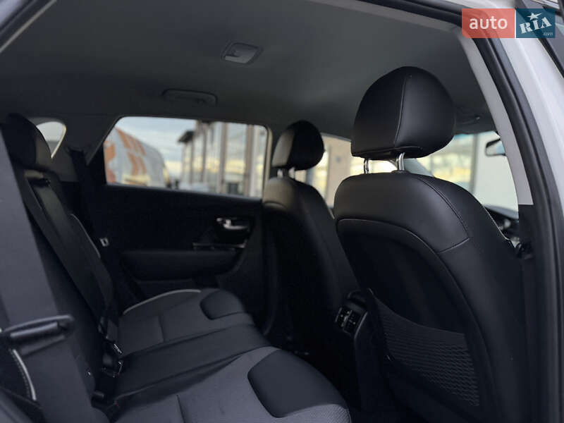 Внедорожник / Кроссовер Kia Niro 2021 в Тернополе