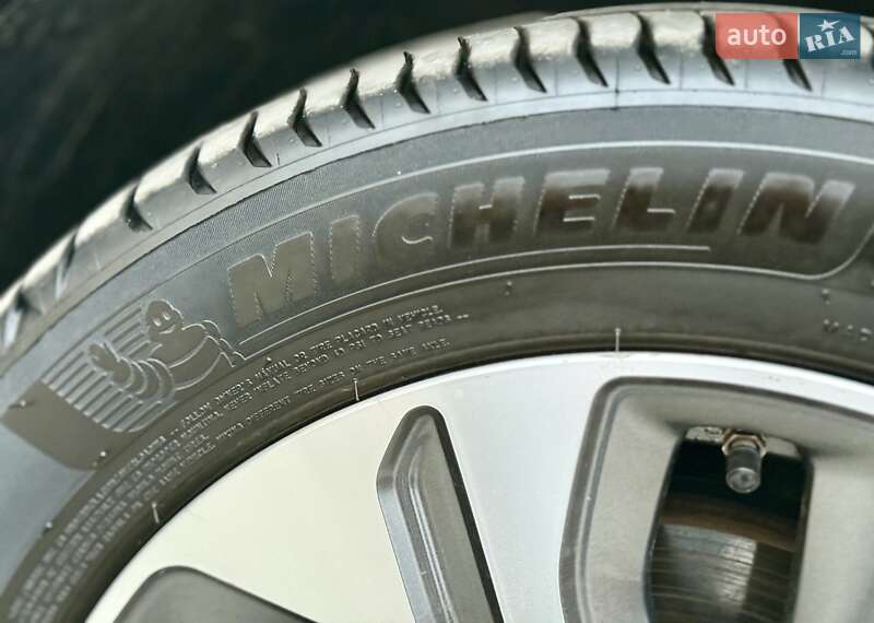 Внедорожник / Кроссовер Kia Niro 2021 в Бердичеве