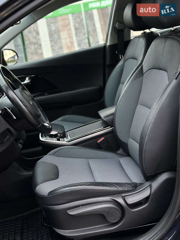 Внедорожник / Кроссовер Kia Niro 2022 в Ровно