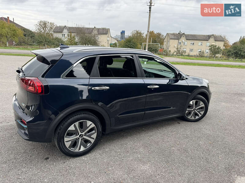 Внедорожник / Кроссовер Kia Niro 2020 в Дубно