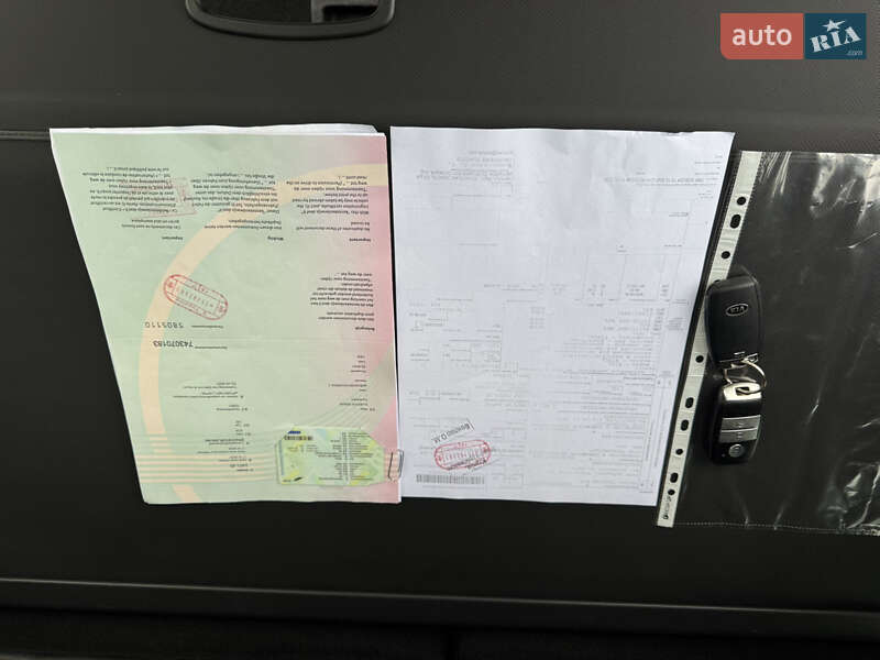 Внедорожник / Кроссовер Kia Niro 2020 в Дубно