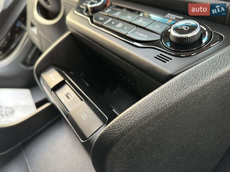 Внедорожник / Кроссовер Kia Niro 2021 в Дрогобыче фото 79 Внедорожник / Кроссовер Kia Niro 2021 в Дрогобыче