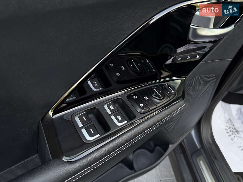 Внедорожник / Кроссовер Kia Niro 2020 в Дрогобыче фото 46 Внедорожник / Кроссовер Kia Niro 2020 в Дрогобыче